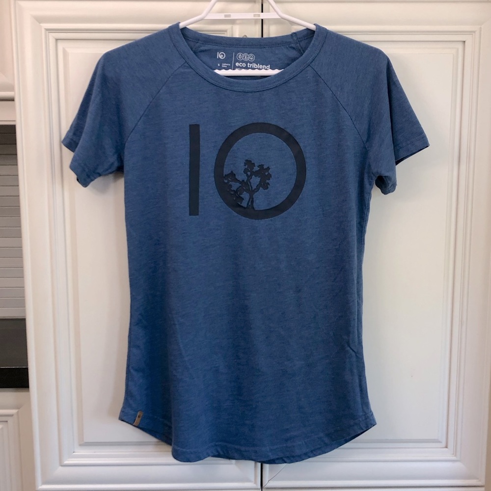 tentree women’s blue eco tri-blend logo t-shirt